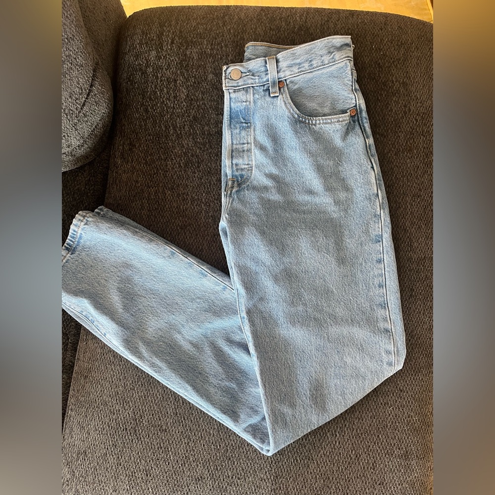 Levi’s 501 straight leg